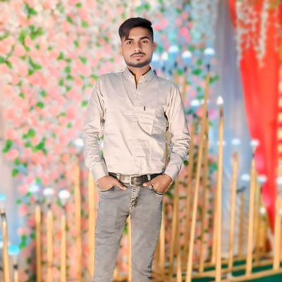 abhishe83677680's profile picture. student