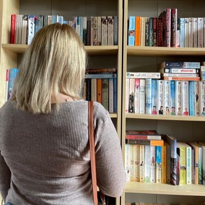 primary school teaching assistant and librarian 📖 spreading my love of books