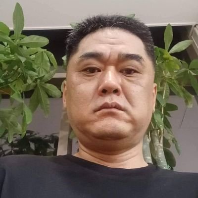 lyugwanghy18388's profile picture. 21세기...현실이다.과거도...현재도...미래도... 류광현 일반사람  전 세계 일반사람 국민시민 여러분...진심으로 사랑합니다.고맙습니다. 감사합니다.☆☆☆☆☆