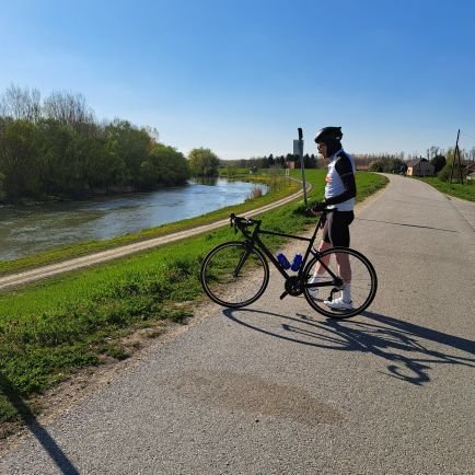 chiro705073471's profile picture. 