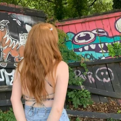 debgfig's profile picture. Sassy but classy