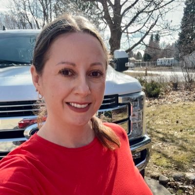 TrinaJulian's profile picture. 💰GROW YOUR HOME SERVICE BUSINESS into a hands-free money making machine using my systems 📚Book In Progress  🚨START HERE👇🏼