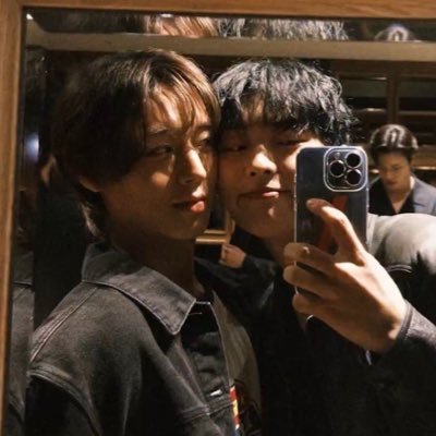 015thv's profile picture. 𝔹𝕋𝕊 + 𝕊𝕂ℤ = 𝕡𝕒𝕫 || 𝕝𝕖𝕚𝕒 𝕠 𝕔𝕒𝕣𝕣𝕕!