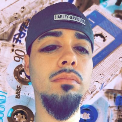 desertdundeeart's profile picture. ART