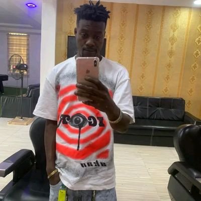 King_Maro7225's profile picture. Arsenal Fan🔫 Animal Lover 🐶 Humanitarian 💝Optimist... Actor/Model Fisheries/Aquaculture A Proud Celestial🌈✝️. #BLM