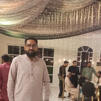 muneeburre46130's profile picture. 