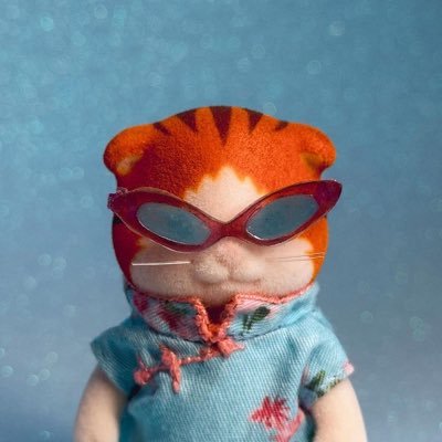 lostdorytos's profile picture. "I'm a Genie in a bottle baby"