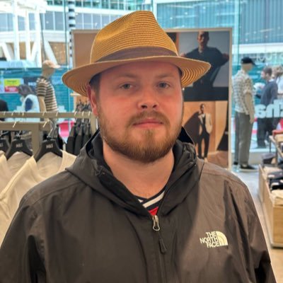 AL6NT's profile picture. 28 CFC ✮✮ Motorsport🏎 🚋 Driver tweets on occasion