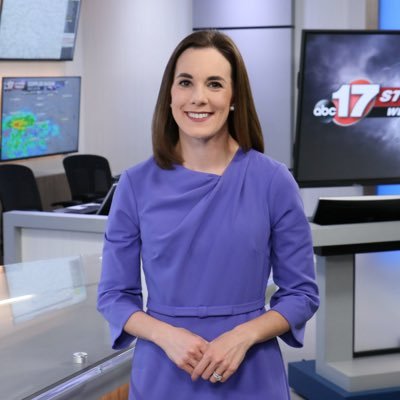 Chief Meteorologist at @ABC17News. @ametsoc CBM. Wife, mom 👶🏻🐶, runner🏃🏻♀️, and proud @NIUlive alum🐺. #CoMO #JCMO #LOTO #mowx #midmowx