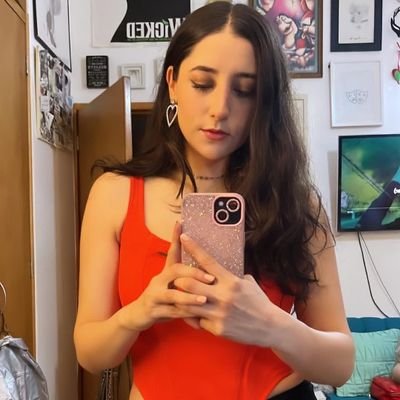 Analista de moneda criptográfica y también inversionista profesional y también un banquero en México