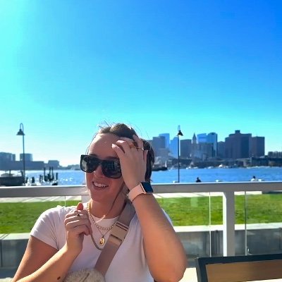 Jordan_avery14's profile picture. mind your manners