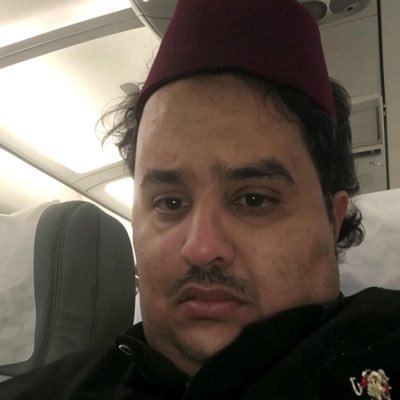 ..محب للتصميم والعماره… طالب دكتوراه … وكلت امري إلى الله