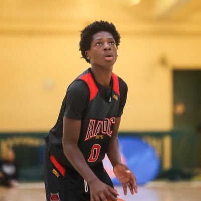 Class of 2028 5’10 145lbs Combo Guard School: Pembroke Pines Charter IG:@elijahmobleyy Email: emobley0417@pinescharter.net