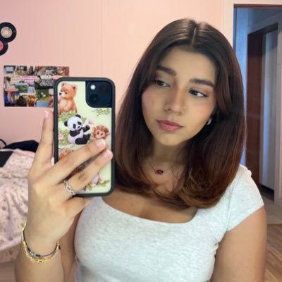 aashleyruby's profile picture. 21