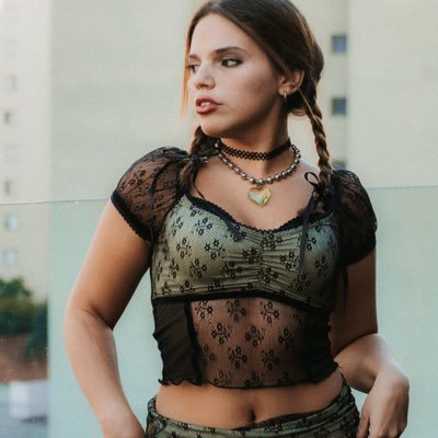Twitter Oficial de Agustina Giovio Cantante Compositora Pirca Records