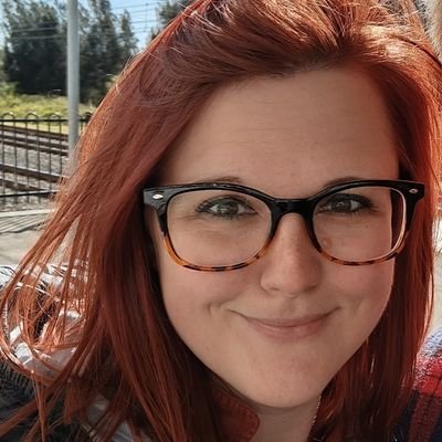 AMaskley's profile picture. Poet & SFF Writer 🪐📜 | 🇺🇸➡️🇦🇺 | 🔮 My book, Natural Neon, in final revision 🌌 | Humanitarian 🌏