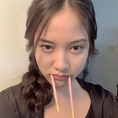 yjjeongri's profile picture. :🤍)