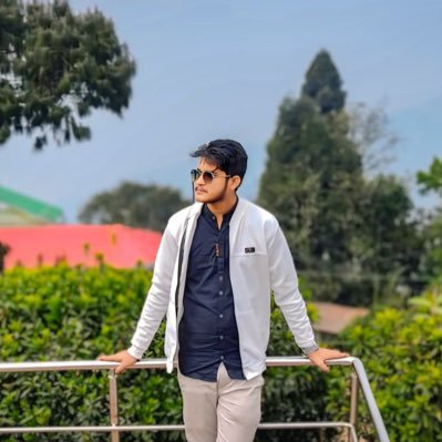 Chatt58933Utsav's profile picture. A software engineer who always try to solve new problems by writing code and apply strategies.