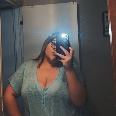 amandalouisee28's profile picture. 🦖💡🤍🕊