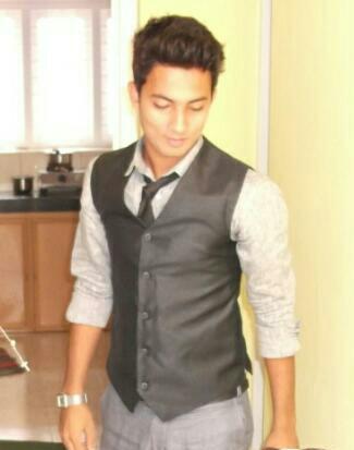 em a hiT-maN....cm on gAlZ hit me yaaa!!! :D