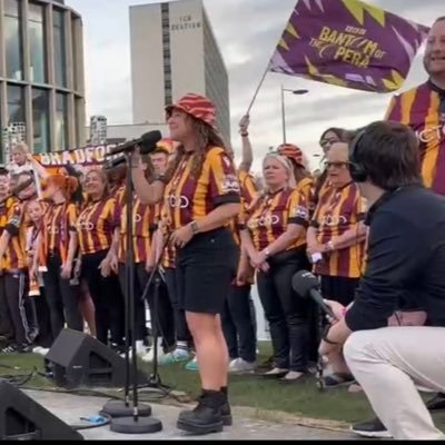 Education advisor on the railway. My totally random opinions are my own. Lover of motherhood, life & all things outdoor 💙 she/her. Bantams choir member #bcafc