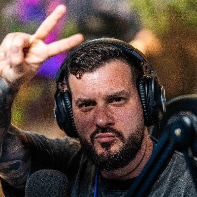 🦇 Streamer à plein temps . Beaucoup de Tarkov sur cette chaîne mais beaucoup de multi gaming 🦇
skidohunter@outlook.fr