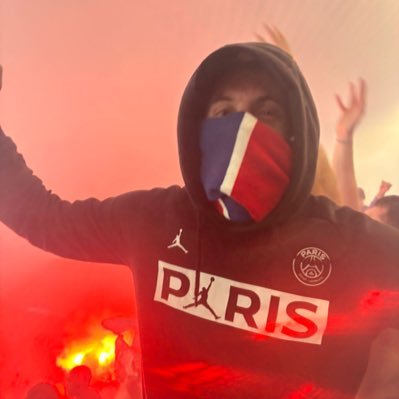 Et on s’en fout on aime pas l’foot et On s’en fout on aime pas l’foot #LibertéPourLesUltras