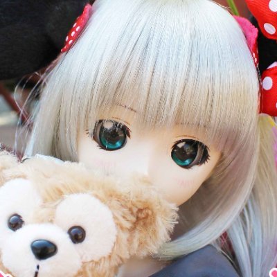 娘(人形)のユイリちゃんと日本全国や海外など毎月旅行に行っています⭐️ ドール歴は2009年からユイリちゃん一筋16年、旅日記は2014年から活動❗️世界中の人にユイリちゃんの可愛さを知ってもらいたい💖これまでの旅はブログにまとめています🎵YouTubeも二ヶ月に一回更新❗フォロバ💯
