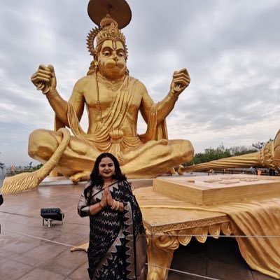 काम से बड़ा कोई धर्म नहीं होता और मेहनत से बड़ा कोई कर्म नहीं होता.. आज कुछ ऐसा करे कि कल आप खुद को उस काम के लिए धन्यवाद दे सकें।#GujaratPolice