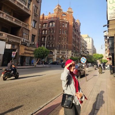 Ayamohammed610's profile picture. A Dentist and this is still 
مكان للصياح و تفريغ أفكاري العشوائية 
بس غير مرَّحب بالنقاشات عشان بصدع أنت صح 👍🏻