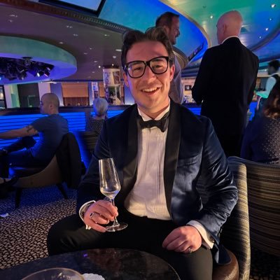 cansdaleh04's profile picture. 🇬🇧 International Relations Student