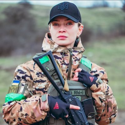 I stand with Ukraine 🇺🇦|not purely Ukrainian but I support Ukraine and the freedom of Europe 🪖💪