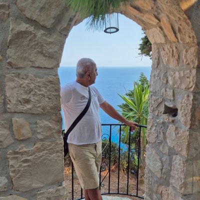 Mustafa80970474's profile picture. Cem, Alp ve Arda'nın dedesi.