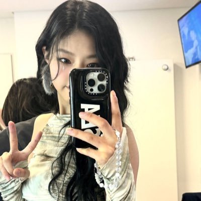 Haneul. KISS OF LIFE’s main dancer & lead vocalist. Cute charm, killer moves in Sticky.