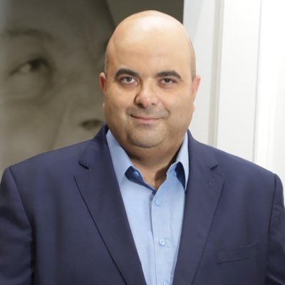 Presidente do Instituto do Capitalismo Humanista. Professor Livre Docente da PUCSP. Doutor e Mestre em Direito. Filósofo Quântico