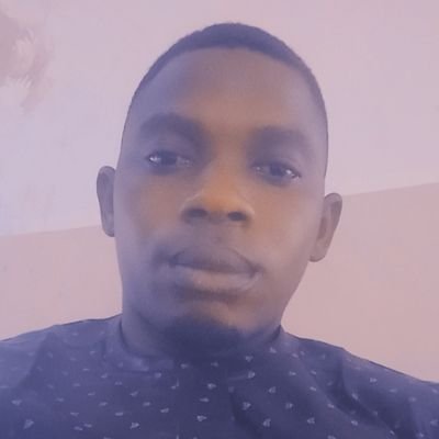 azakikusi's profile picture.