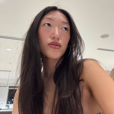 laceyy1111's profile picture. 