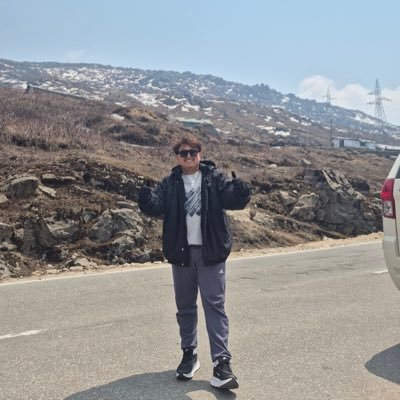 AwarTaku's profile picture. 