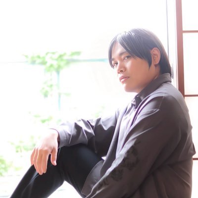 HA8期専科卒業生 フリーの役者25歳/カフェとコーヒー、お酒が好き/舞台『宇宙人とやさしさ』/お仕事依頼はDMにて!