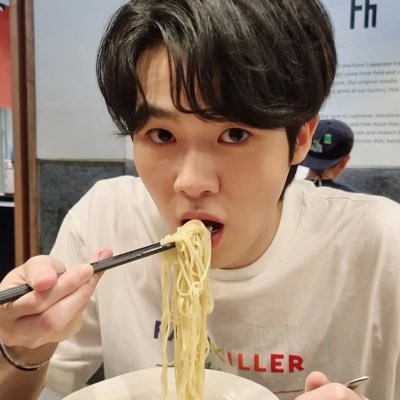 ꒰@bomm_u ꒱ ˶ᵔᵕᵔ˶ | #bommu | รักยัยบอมแบมเหมือนม๋า😔