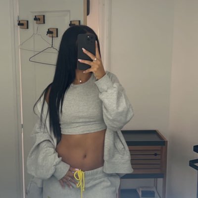 svna_k Profile Picture