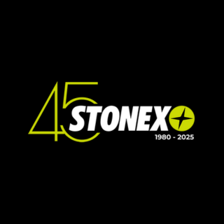 ILUMINACIÓN PROFESIONAL COMO SOLUCIÓN PARA TU ESPACIO. Equipo de técnicos con 45 años de experiencia en soluciones de iluminación premium.