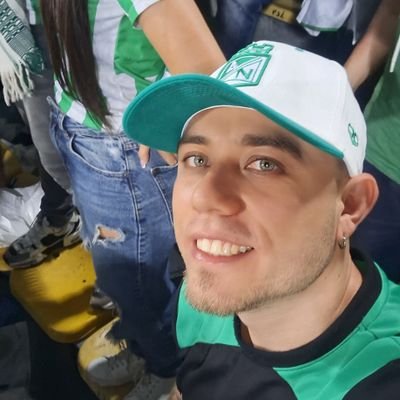 chonta88's profile picture. La vida no me excita pero siempre me la pone dura.