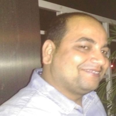 “हमने सूरज की रोशनी में भी कभी अदब नहीं खोया, लोग जुगनुओं की चमक में मगरूर हो गए....”