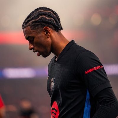 iausek's profile picture. boring entries | @fcbarcelona | @lfc | @acmilan | 🐆| 🪄 | 🦇|