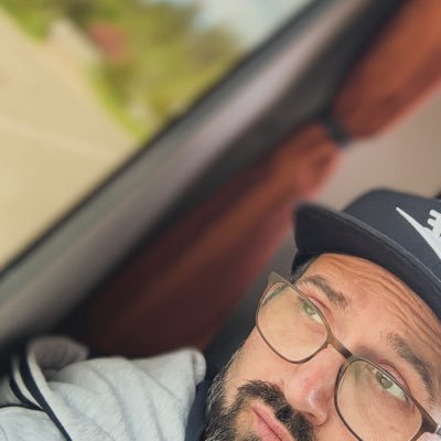 UHinterman48424's profile picture. 