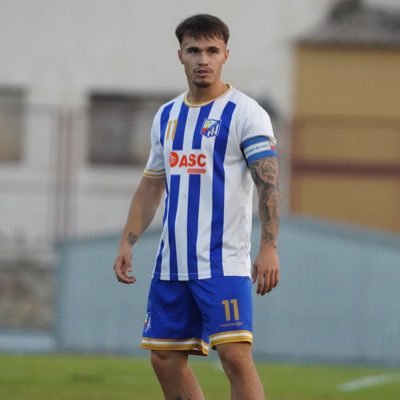jugador del @cfmotril tercera división y ex jugador del @cdleganes @rayovallecano y @edmoratalaz