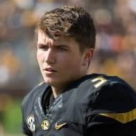 JohnsonJac16417's profile picture. #slinging it since 19| #thirdleg | move the chains