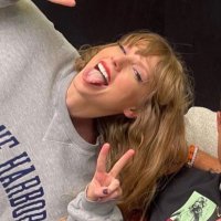 Childless Cat Lady🧚🏻 (@tefiandreina) 's Twitter Profile