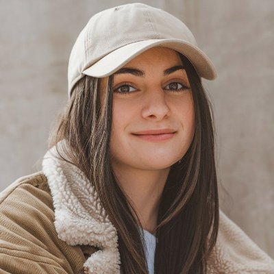 Amelia_1099's profile picture. please follow me